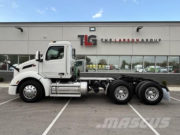 Peterbilt 579 中古トラクターヘッド | トレーラーヘッド