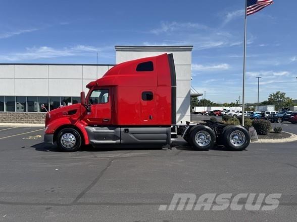 Peterbilt 579 中古トラクターヘッド | トレーラーヘッド