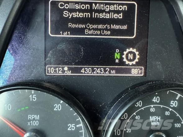 Peterbilt 579 中古トラクターヘッド | トレーラーヘッド