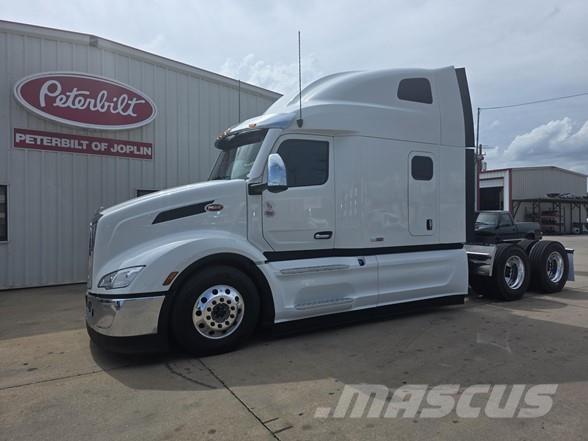 Peterbilt 579 中古トラクターヘッド | トレーラーヘッド
