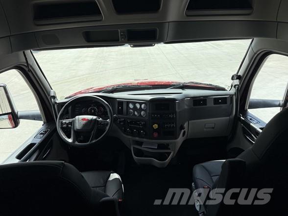 Peterbilt 579 中古トラクターヘッド | トレーラーヘッド