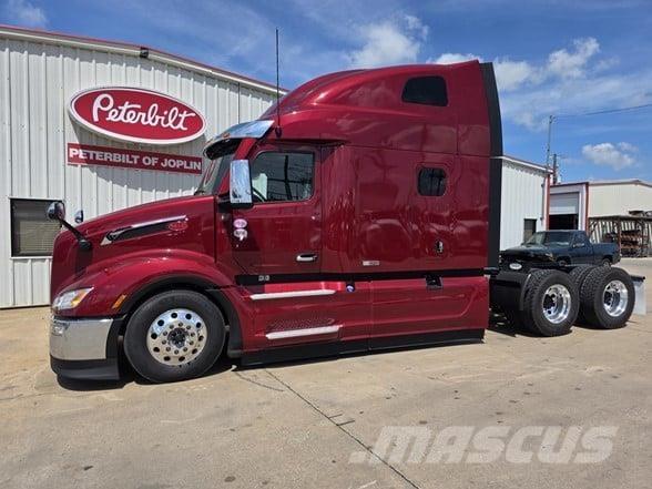 Peterbilt 579 中古トラクターヘッド | トレーラーヘッド