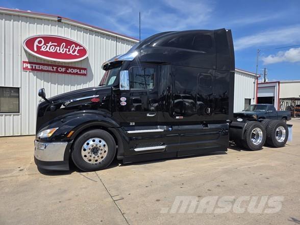 Peterbilt 579 中古トラクターヘッド | トレーラーヘッド