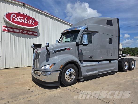 Peterbilt 579 中古トラクターヘッド | トレーラーヘッド