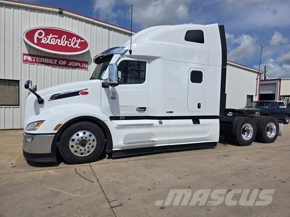 Peterbilt 579 中古トラクターヘッド | トレーラーヘッド