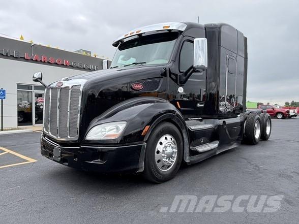 Peterbilt 579 中古トラクターヘッド | トレーラーヘッド