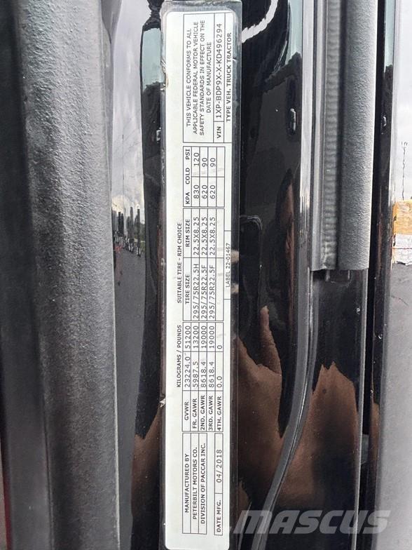 Peterbilt 579 中古トラクターヘッド | トレーラーヘッド
