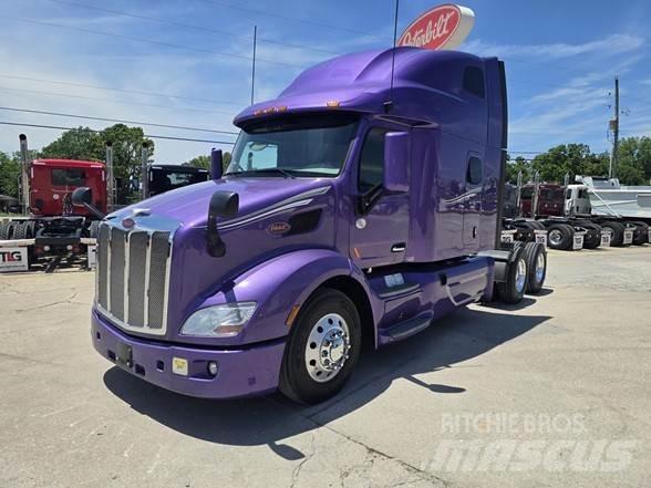 Peterbilt 579 中古トラクターヘッド | トレーラーヘッド