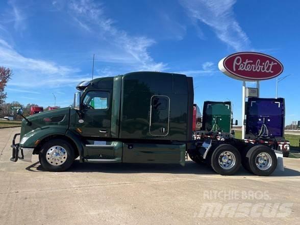 Peterbilt 579 中古トラクターヘッド | トレーラーヘッド