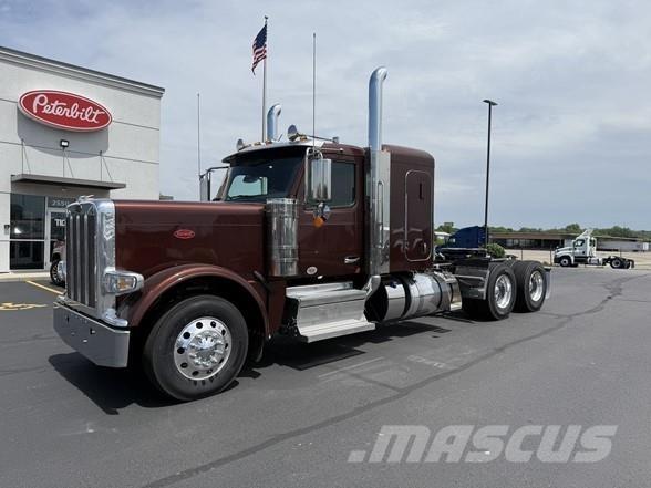 Peterbilt 589 中古トラクターヘッド | トレーラーヘッド