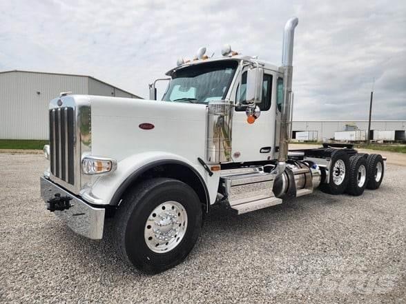 Peterbilt 589 中古トラクターヘッド | トレーラーヘッド