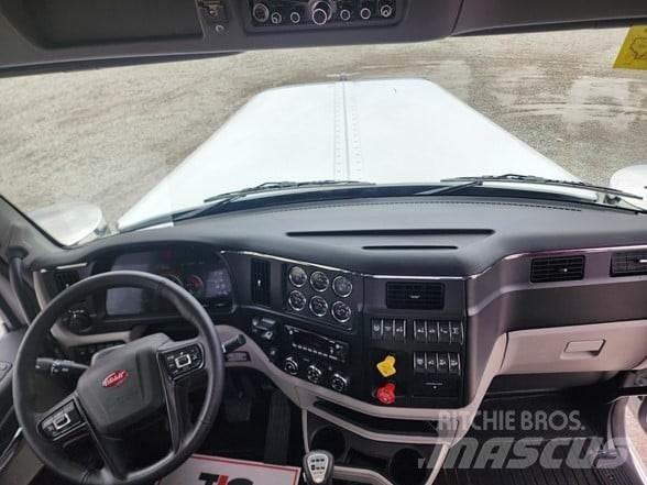 Peterbilt 589 中古トラクターヘッド | トレーラーヘッド