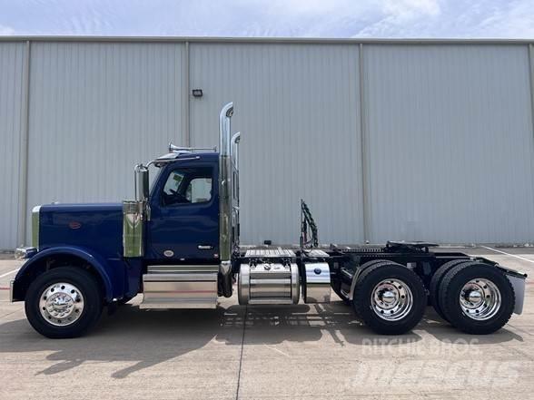 Peterbilt 589 中古トラクターヘッド | トレーラーヘッド