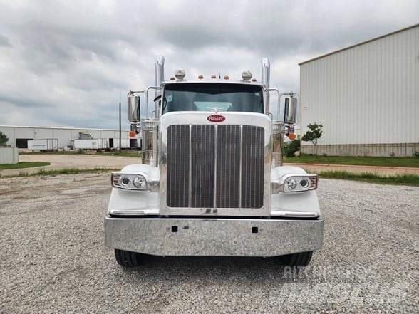 Peterbilt 589 中古トラクターヘッド | トレーラーヘッド