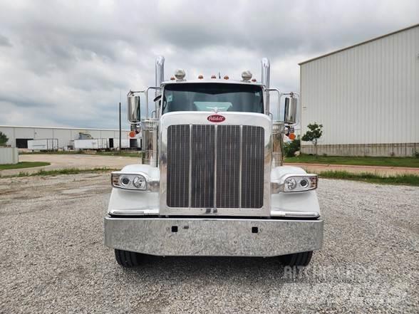 Peterbilt 589 中古トラクターヘッド | トレーラーヘッド
