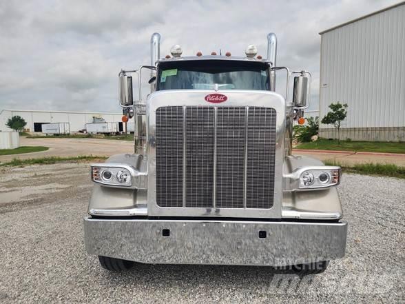 Peterbilt 589 中古トラクターヘッド | トレーラーヘッド