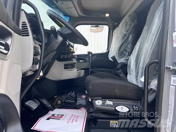 Peterbilt 589 中古トラクターヘッド | トレーラーヘッド