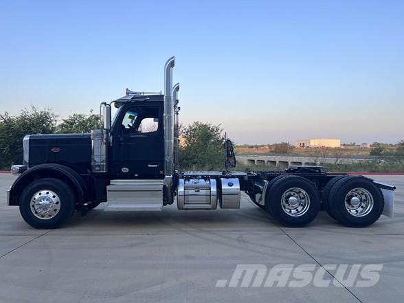 Peterbilt 589 中古トラクターヘッド | トレーラーヘッド
