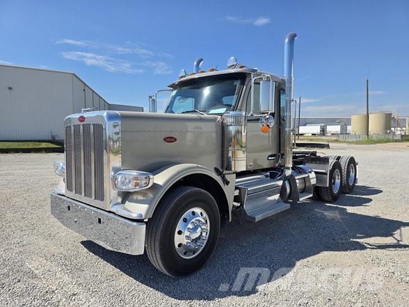 Peterbilt 589 中古トラクターヘッド | トレーラーヘッド