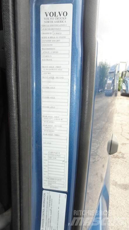 Volvo VNL64T760 中古トラクターヘッド | トレーラーヘッド
