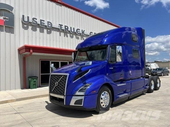 Volvo VNL64T860 中古トラクターヘッド | トレーラーヘッド