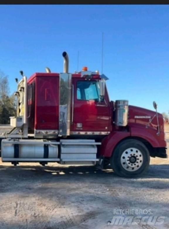 Western Star 4900 中古トラクターヘッド | トレーラーヘッド
