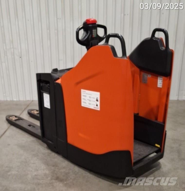 BT LPE200/10 ハンドパレットトラック