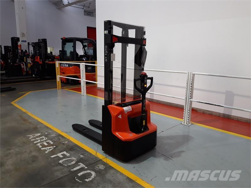 BT SHE100 ハンド　パレットトラック