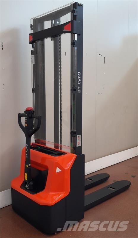 BT SHE100 ハンド　パレットトラック