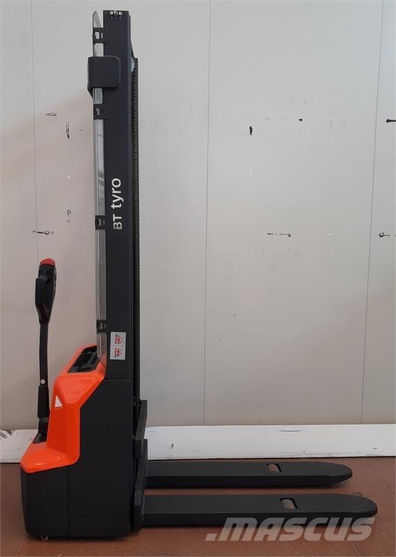 BT SHE100 ハンド　パレットトラック