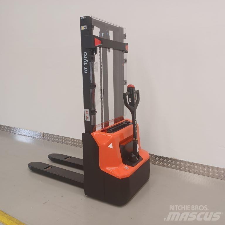 BT SHE100 ハンド　パレットトラック
