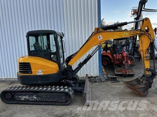 Bobcat E50 ミニ油圧ショベル 7t以下（ミニユンボ・ミニディガー）