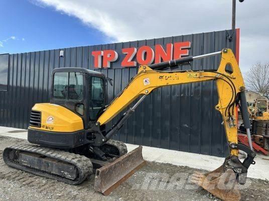 Bobcat E50 ミニ油圧ショベル 7t以下（ミニユンボ・ミニディガー）