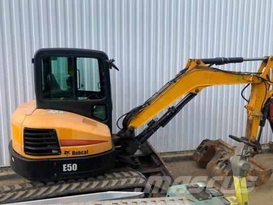 Bobcat E50EM ミニ油圧ショベル 7t以下（ミニユンボ・ミニディガー）