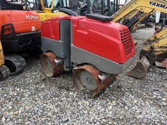 Bomag BMP8500 廃棄物コンパクター