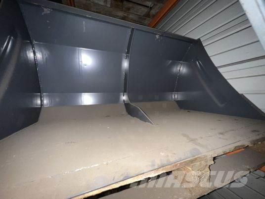  Godet universel バケット