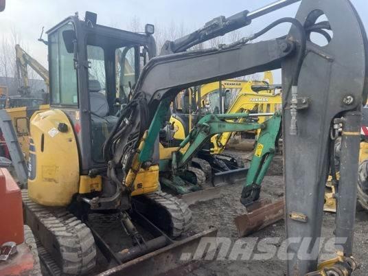 Komatsu PC26MR-3 ミニ油圧ショベル 7t以下（ミニユンボ・ミニディガー）