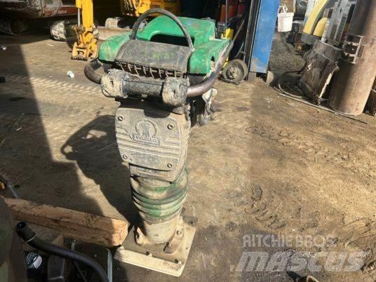 Wacker Neuson Bs60-2 プレートコンパクター