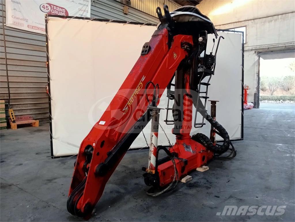 Epsilon M120Z96 クレーンとローダー