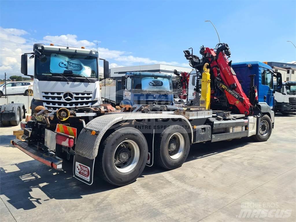 Epsilon M120Z96 クレーンとローダー