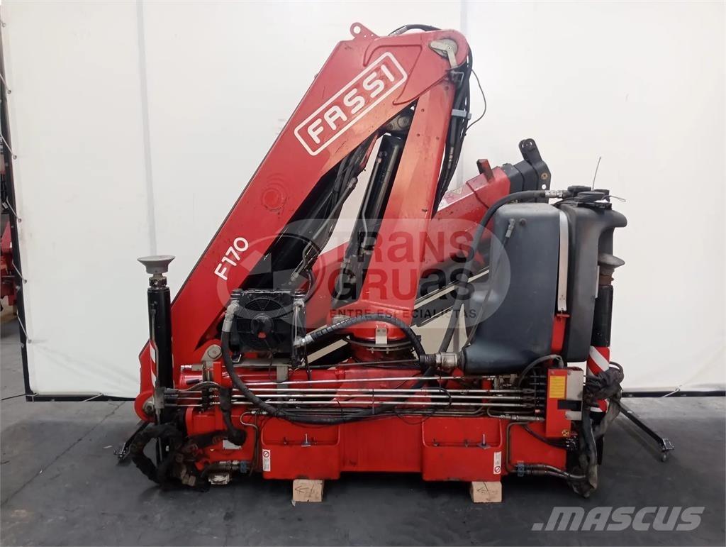 Fassi F170A.23 ローダークレーン