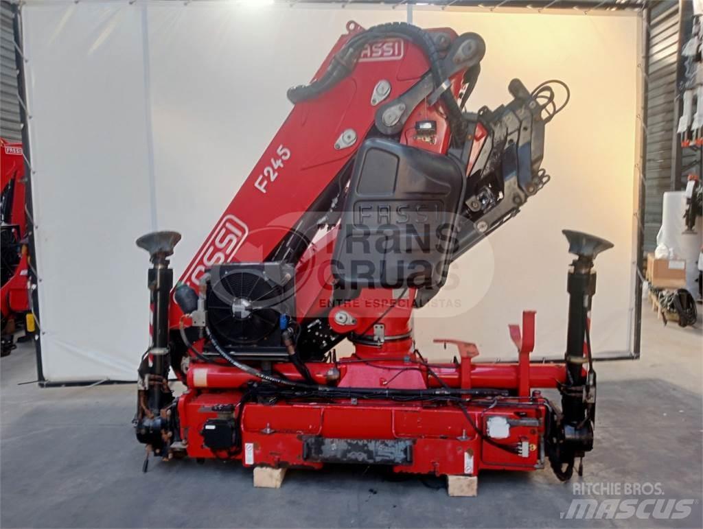 Fassi F245A.2.25 ローダークレーン
