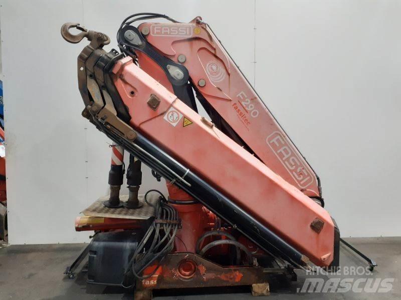 Fassi F290A.24 ローダークレーン