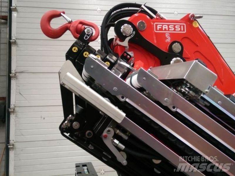 Fassi F485RA.2.28 ローダークレーン