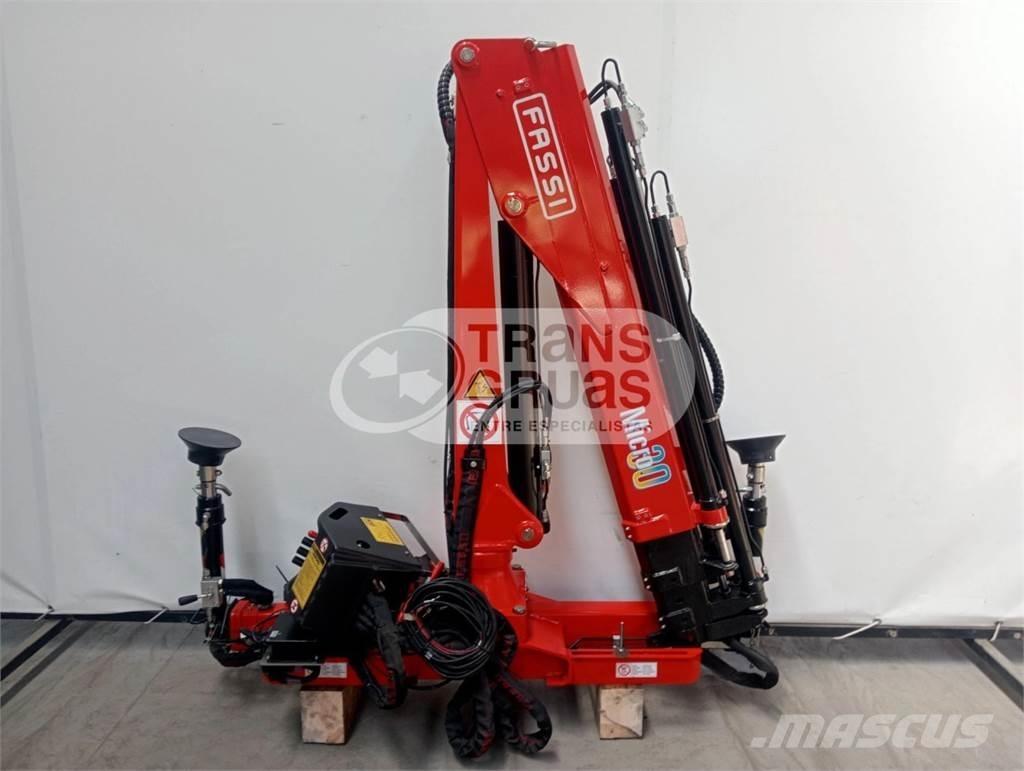 Fassi M30A.13 ローダークレーン