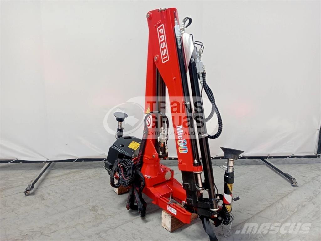 Fassi M30A.13 ローダークレーン