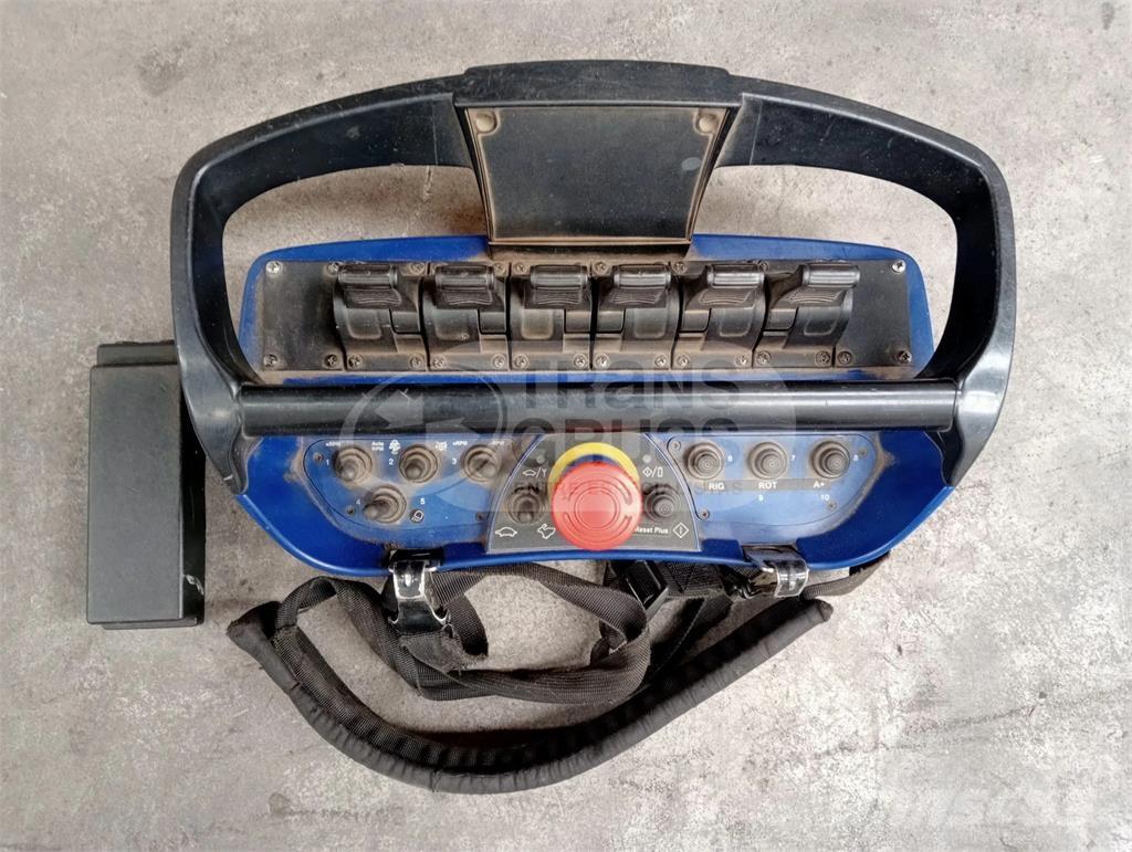 PM 16524 ローダークレーン