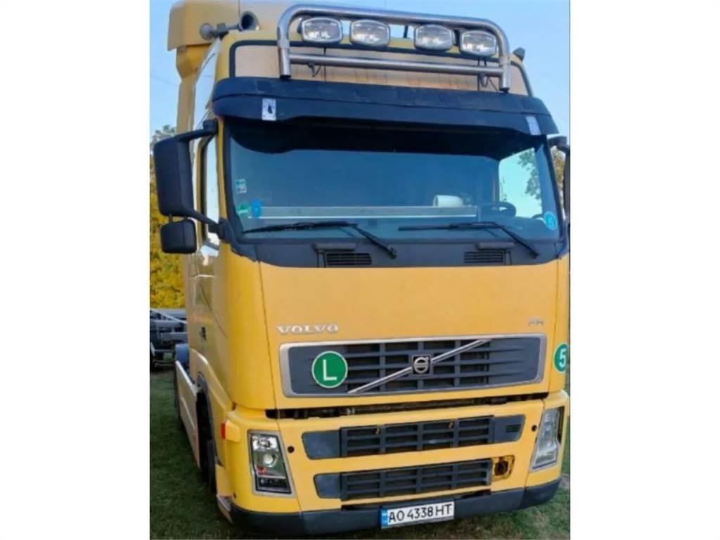 Volvo  中古トラクターヘッド | トレーラーヘッド