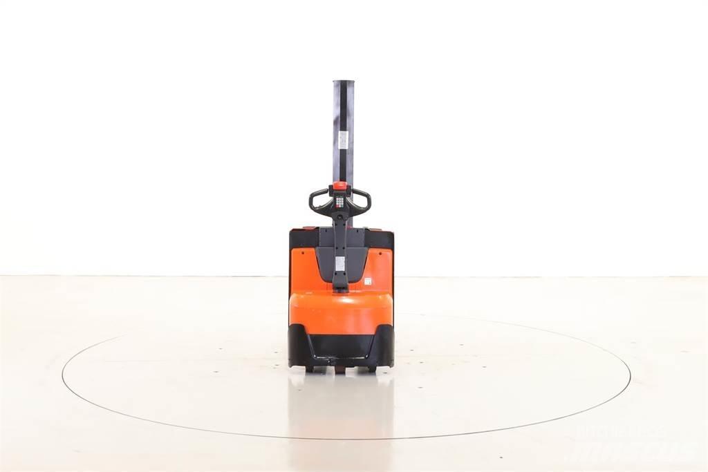 BT SWE-080-L ウォーキンフォークリフト