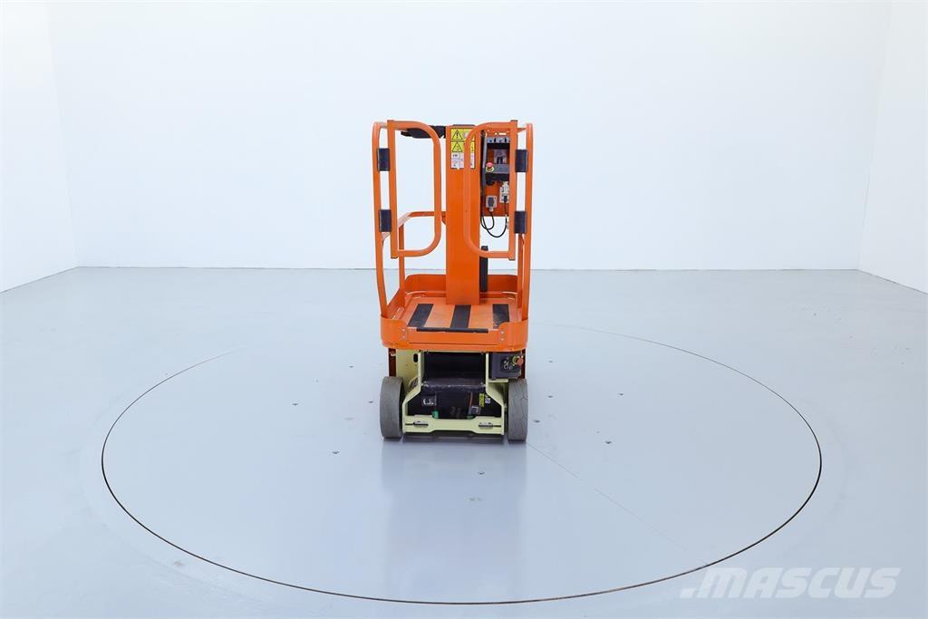 JLG 1230ES 垂直昇降型リフト